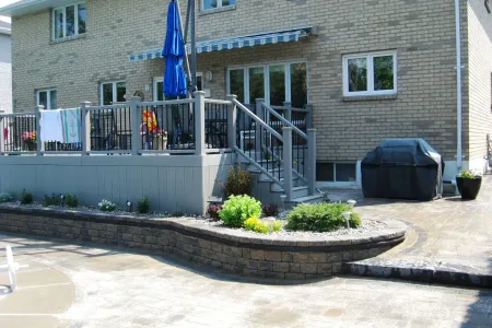 Residential-landscape-design-services-patio-decks